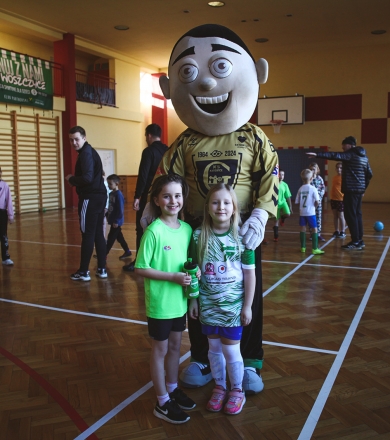 SPORTOWE PÓŁKOLONIE W WOSZCZYCACH