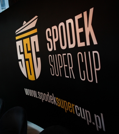 WEŹ UDZIAŁ W SPODEK SUPER CUP